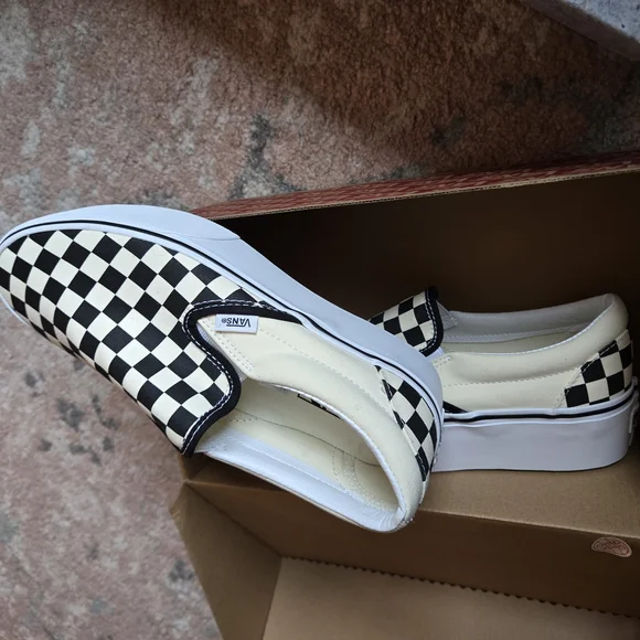 New Vans Classic Slip-On Checkerboard Stackform Shoe - never used - Picture 6 of 6